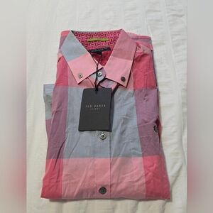 •283• NWT - Ted Baker Large Scale Checked Shirt